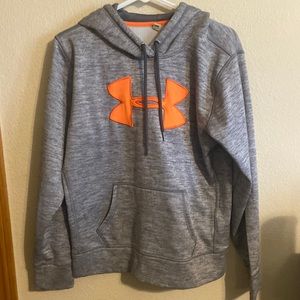 Under Armour storm1 graphic hoodie size medium